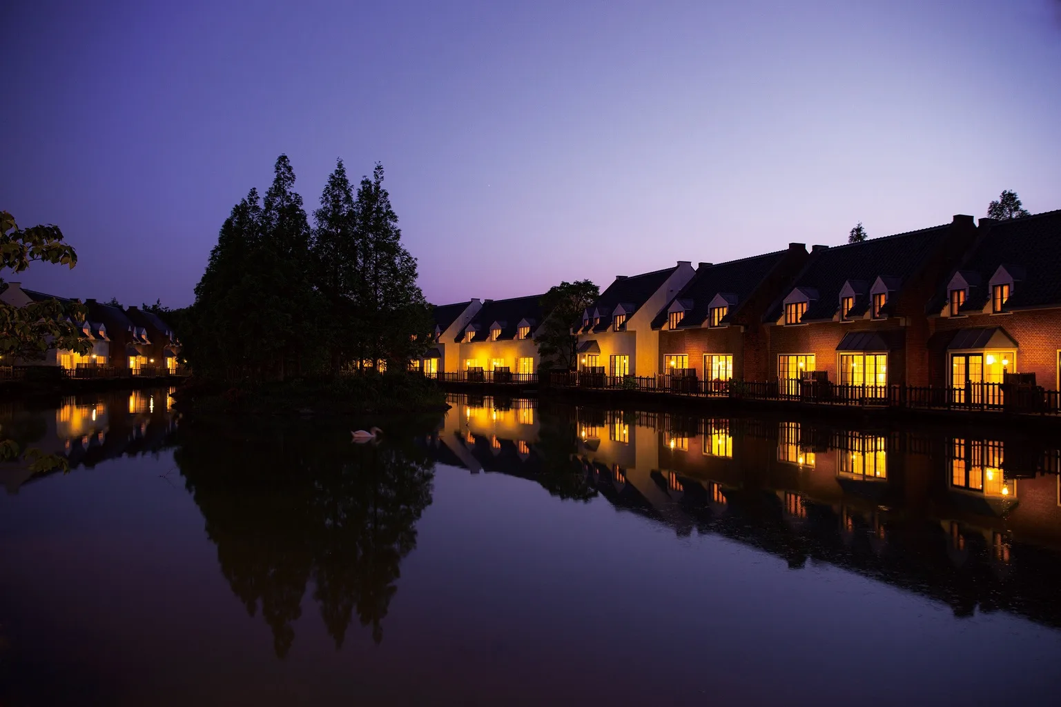 Forest Villa Huis Ten Bosch, the exterior of a cottage beside the lake (photo supplied by Rakuten Travel)