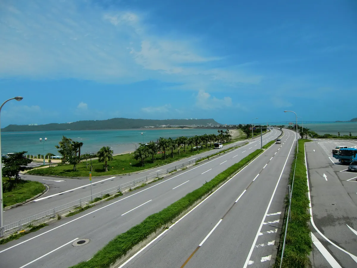 The Kaichu-dōro sea road crossing the ocean in Uruma, Okinawa